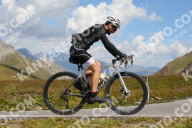 Photo #3912493 | 16-08-2023 12:04 | Passo Dello Stelvio - Peak BICYCLES