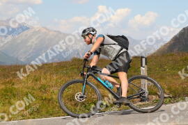 Foto #3985027 | 20-08-2023 14:00 | Passo Dello Stelvio - die Spitze BICYCLES