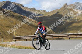 Foto #4292302 | 19-09-2023 12:07 | Passo Dello Stelvio - die Spitze BICYCLES