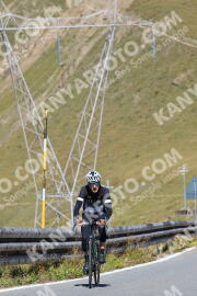 Photo #2726964 | 24-08-2022 11:12 | Passo Dello Stelvio - Peak BICYCLES
