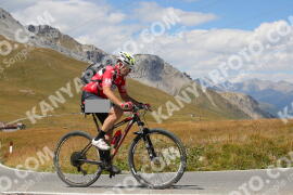 Foto #2672485 | 16-08-2022 14:27 | Passo Dello Stelvio - die Spitze BICYCLES