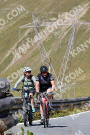 Foto #2728703 | 24-08-2022 12:03 | Passo Dello Stelvio - die Spitze BICYCLES