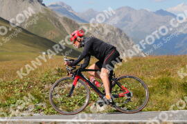 Photo #4024361 | 22-08-2023 15:00 | Passo Dello Stelvio - Peak BICYCLES