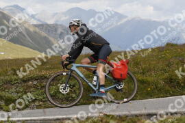 Foto #3715008 | 03-08-2023 12:18 | Passo Dello Stelvio - die Spitze BICYCLES