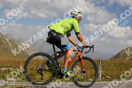 Photo #4034485 | 23-08-2023 11:25 | Passo Dello Stelvio - Peak BICYCLES