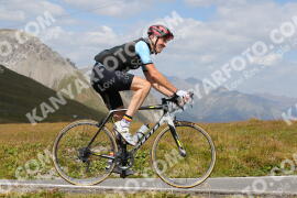 Foto #4037456 | 23-08-2023 13:37 | Passo Dello Stelvio - die Spitze BICYCLES