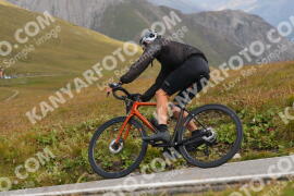 Photo #3931930 | 18-08-2023 10:50 | Passo Dello Stelvio - Peak BICYCLES