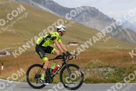 Photo #2678034 | 17-08-2022 11:04 | Passo Dello Stelvio - Peak BICYCLES
