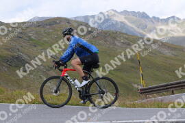 Photo #3895240 | 15-08-2023 12:13 | Passo Dello Stelvio - Peak BICYCLES