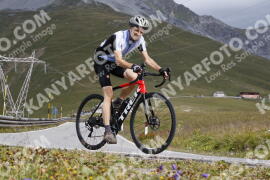 Foto #3693715 | 02-08-2023 10:37 | Passo Dello Stelvio - die Spitze BICYCLES
