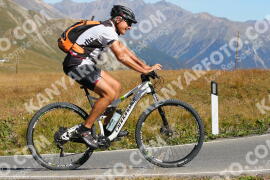 Photo #2726886 | 24-08-2022 11:09 | Passo Dello Stelvio - Peak BICYCLES