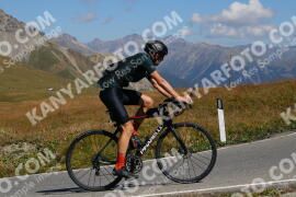 Photo #2666181 | 16-08-2022 11:14 | Passo Dello Stelvio - Peak BICYCLES