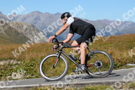 Photo #4156227 | 04-09-2023 14:41 | Passo Dello Stelvio - Peak BICYCLES
