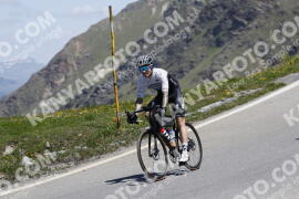 Photo #3240286 | 26-06-2023 12:37 | Passo Dello Stelvio - Peak BICYCLES