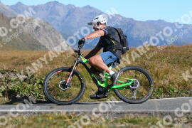 Photo #4154220 | 04-09-2023 10:24 | Passo Dello Stelvio - Peak BICYCLES