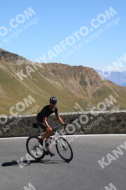 Photo #2718413 | 23-08-2022 12:35 | Passo Dello Stelvio - Prato side BICYCLES