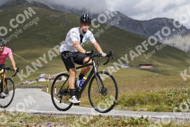 Foto #3714335 | 03-08-2023 10:41 | Passo Dello Stelvio - die Spitze BICYCLES