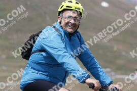 Photo #3156337 | 18-06-2023 13:33 | Passo Dello Stelvio - Peak BICYCLES