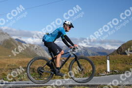 Foto #4299322 | 24-09-2023 10:35 | Passo Dello Stelvio - die Spitze BICYCLES
