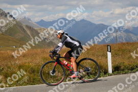 Photo #2673091 | 16-08-2022 15:06 | Passo Dello Stelvio - Peak BICYCLES