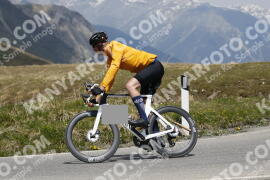 Photo #3128089 | 17-06-2023 12:54 | Passo Dello Stelvio - Peak BICYCLES