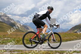 Photo #3833480 | 12-08-2023 14:15 | Passo Dello Stelvio - Peak BICYCLES