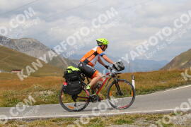 Photo #2680691 | 17-08-2022 13:49 | Passo Dello Stelvio - Peak BICYCLES
