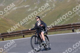 Foto #4000554 | 21-08-2023 09:46 | Passo Dello Stelvio - die Spitze BICYCLES