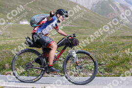 Foto #3347180 | 04-07-2023 11:10 | Passo Dello Stelvio - die Spitze BICYCLES