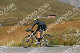 Foto #2680251 | 17-08-2022 13:27 | Passo Dello Stelvio - die Spitze BICYCLES