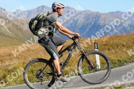 Foto #2726015 | 24-08-2022 10:13 | Passo Dello Stelvio - die Spitze BICYCLES