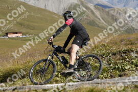Foto #3783073 | 10-08-2023 09:56 | Passo Dello Stelvio - die Spitze BICYCLES