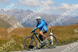 Foto #2669634 | 16-08-2022 12:33 | Passo Dello Stelvio - die Spitze BICYCLES