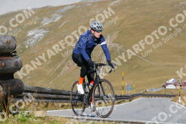 Foto #4299357 | 24-09-2023 10:39 | Passo Dello Stelvio - die Spitze BICYCLES