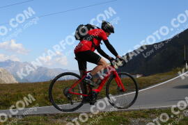 Foto #3910535 | 16-08-2023 10:35 | Passo Dello Stelvio - die Spitze BICYCLES