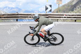 Photo #3914789 | 16-08-2023 13:59 | Passo Dello Stelvio - Peak BICYCLES