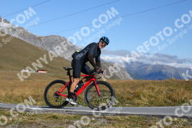 Photo #4299385 | 24-09-2023 11:00 | Passo Dello Stelvio - Peak BICYCLES