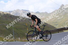 Photo #3894995 | 15-08-2023 11:43 | Passo Dello Stelvio - Peak BICYCLES