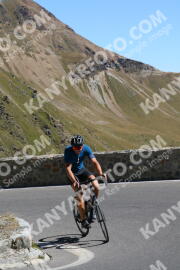 Photo #2717757 | 23-08-2022 11:47 | Passo Dello Stelvio - Prato side BICYCLES