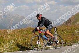 Photo #4034575 | 23-08-2023 11:29 | Passo Dello Stelvio - Peak BICYCLES