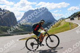Photo #2562068 | 09-08-2022 14:57 | Gardena Pass BICYCLES