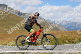 Photo #2672426 | 16-08-2022 14:25 | Passo Dello Stelvio - Peak BICYCLES