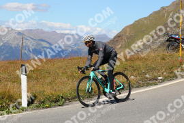Foto #2700675 | 21-08-2022 14:46 | Passo Dello Stelvio - die Spitze BICYCLES