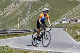 Photo #3524597 | 18-07-2023 10:21 | Passo Dello Stelvio - Peak BICYCLES