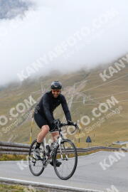 Photo #4266321 | 16-09-2023 15:11 | Passo Dello Stelvio - Peak BICYCLES