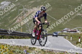 Photo #3529826 | 18-07-2023 12:35 | Passo Dello Stelvio - Peak BICYCLES