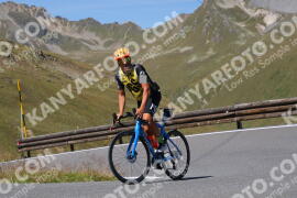 Photo #3959632 | 19-08-2023 11:33 | Passo Dello Stelvio - Peak BICYCLES