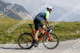 Foto #3421053 | 11-07-2023 10:07 | Passo Dello Stelvio - die Spitze BICYCLES