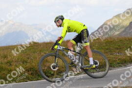 Photo #4037598 | 23-08-2023 13:46 | Passo Dello Stelvio - Peak BICYCLES