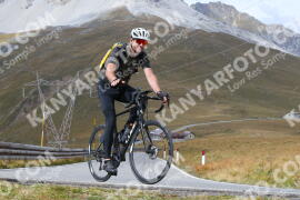 Photo #4296540 | 20-09-2023 13:30 | Passo Dello Stelvio - Peak BICYCLES